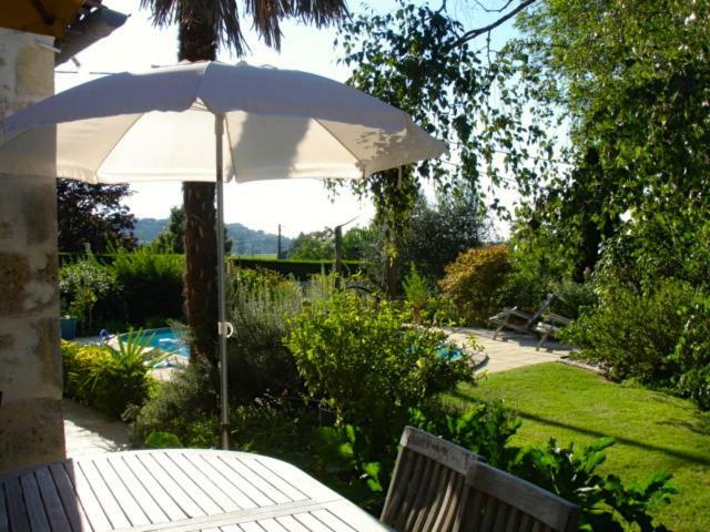 La Petite Provence De Touron Acomodação com café da manhã Pujols  Exterior foto